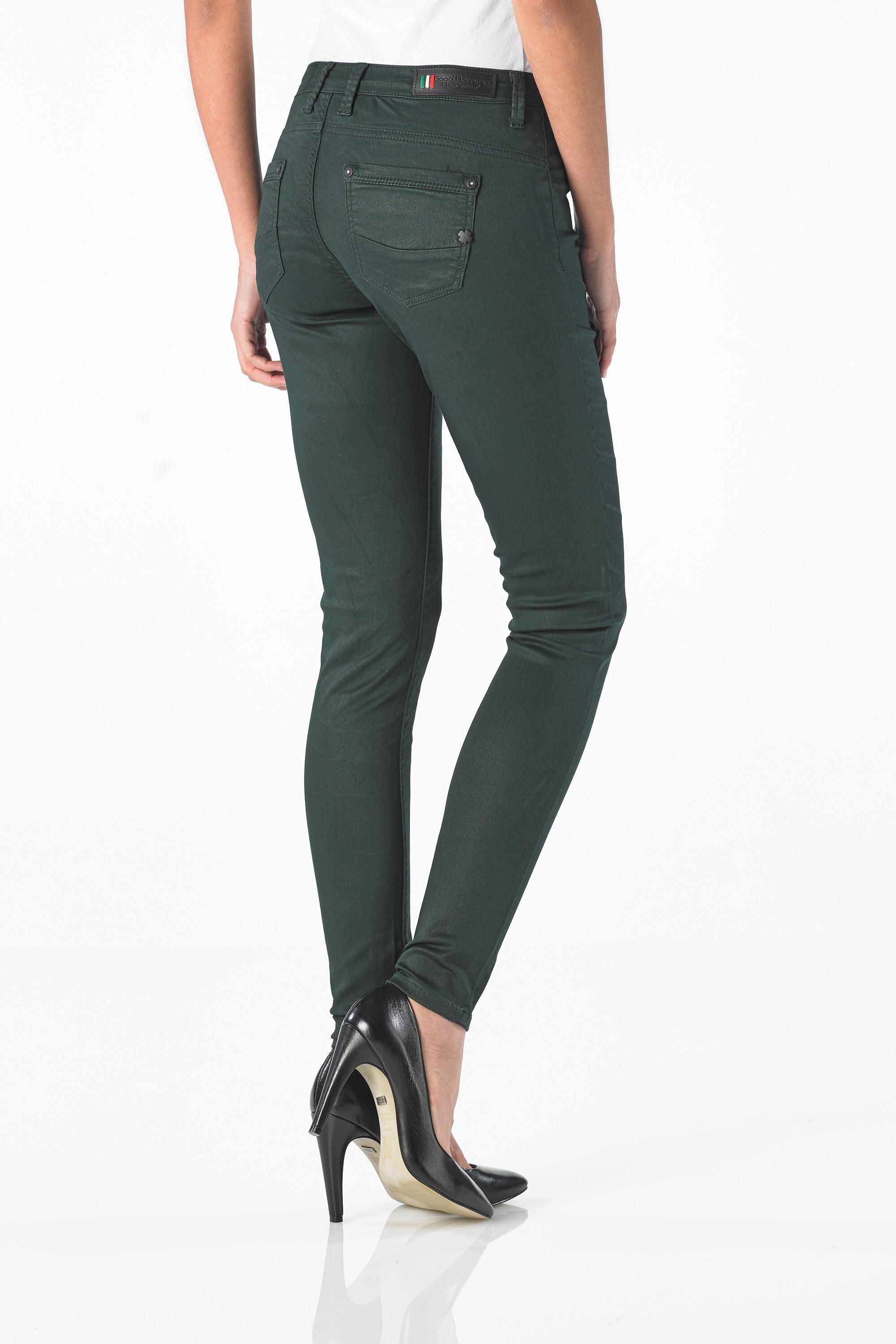 Sandy - Superslim (Coated Olive)